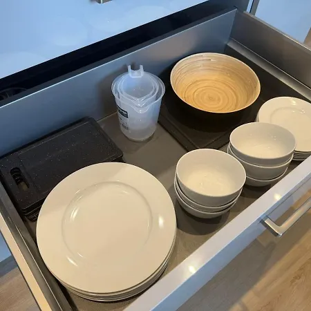 Moderne Gemuetliche City-wohnung Mit Kueche & Tv Apartament *