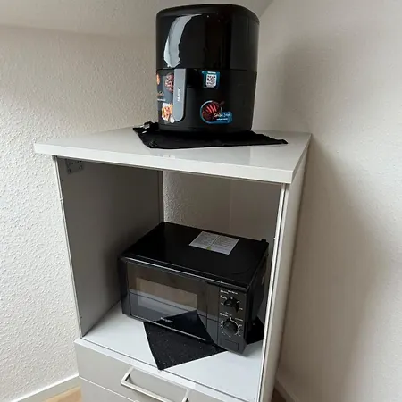 Moderne Gemuetliche City-wohnung Mit Kueche & Tv Apartament Würselen
