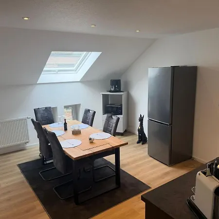 Moderne Gemuetliche City-wohnung Mit Kueche & Tv *