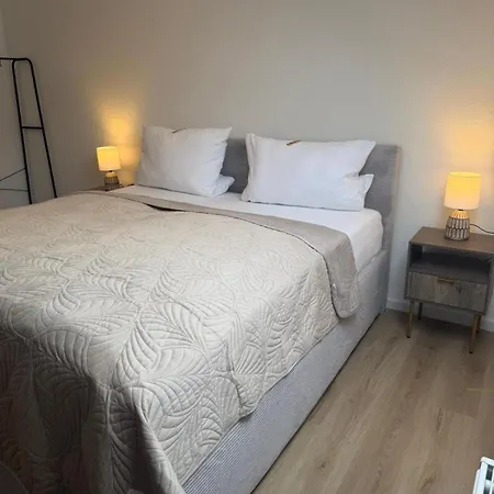 Moderne Gemuetliche City-wohnung Mit Kueche & Tv *