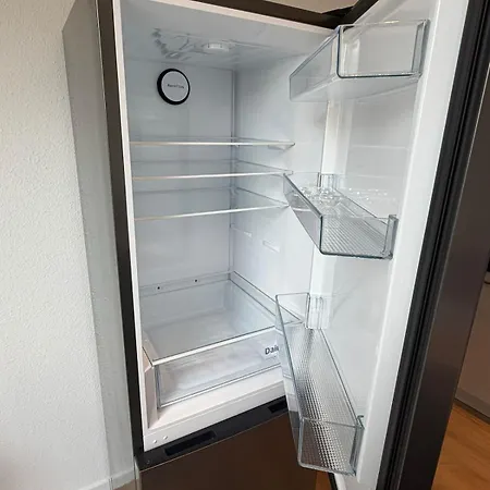 Moderne Gemuetliche City-wohnung Mit Kueche & Tv *